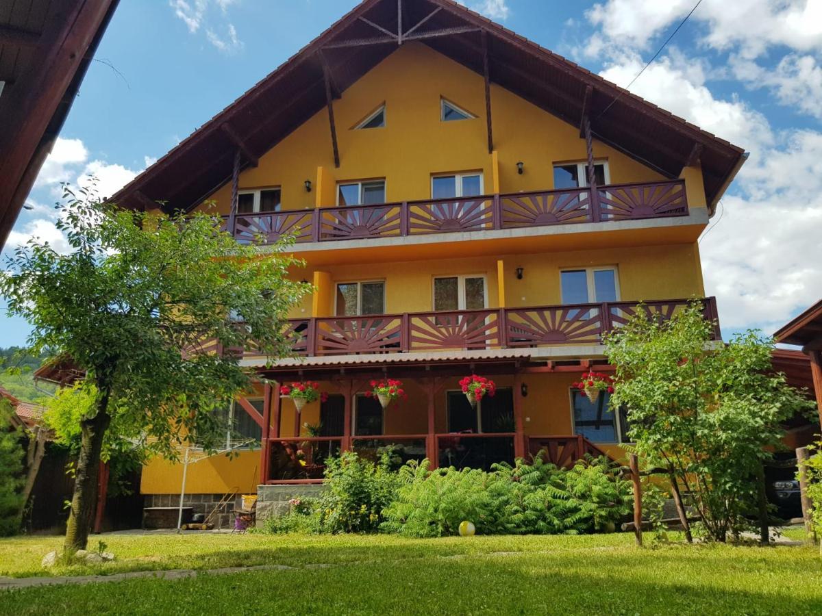 Raza Soarelui Pension (Adults only) Praid Exterior foto