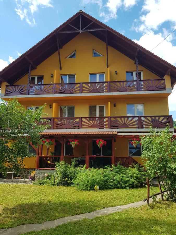 Raza Soarelui Pension (Adults only) Praid Exterior foto