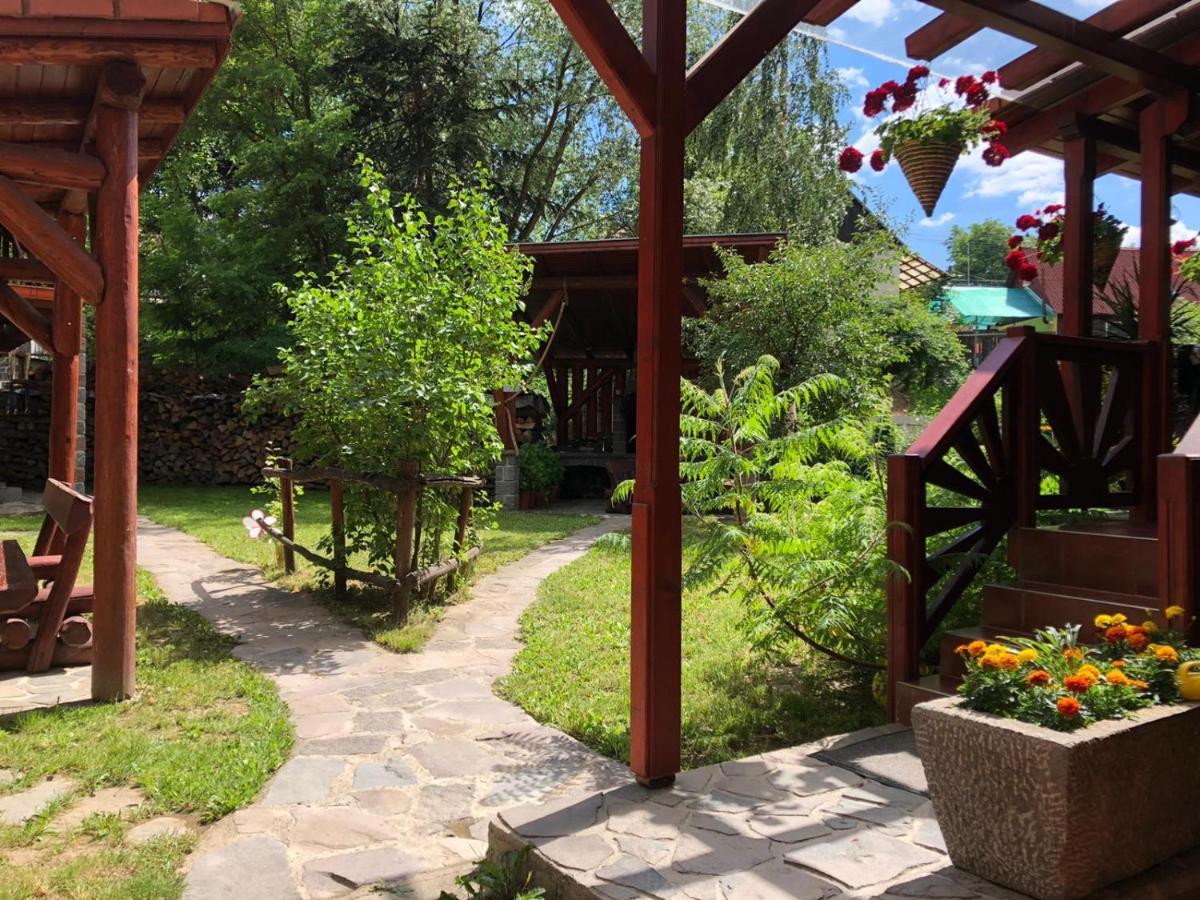 Raza Soarelui Pension (Adults only) Praid Exterior foto