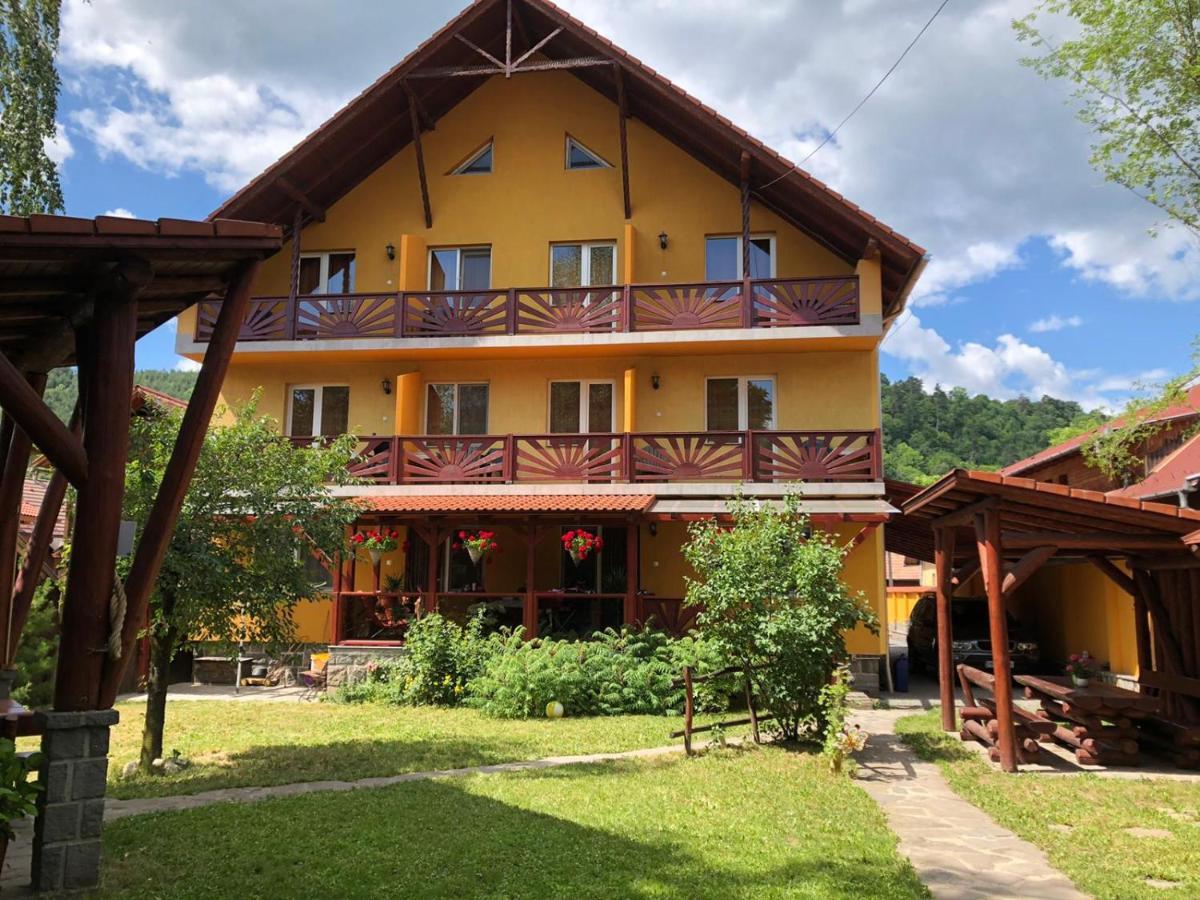 Raza Soarelui Pension (Adults only) Praid Exterior foto