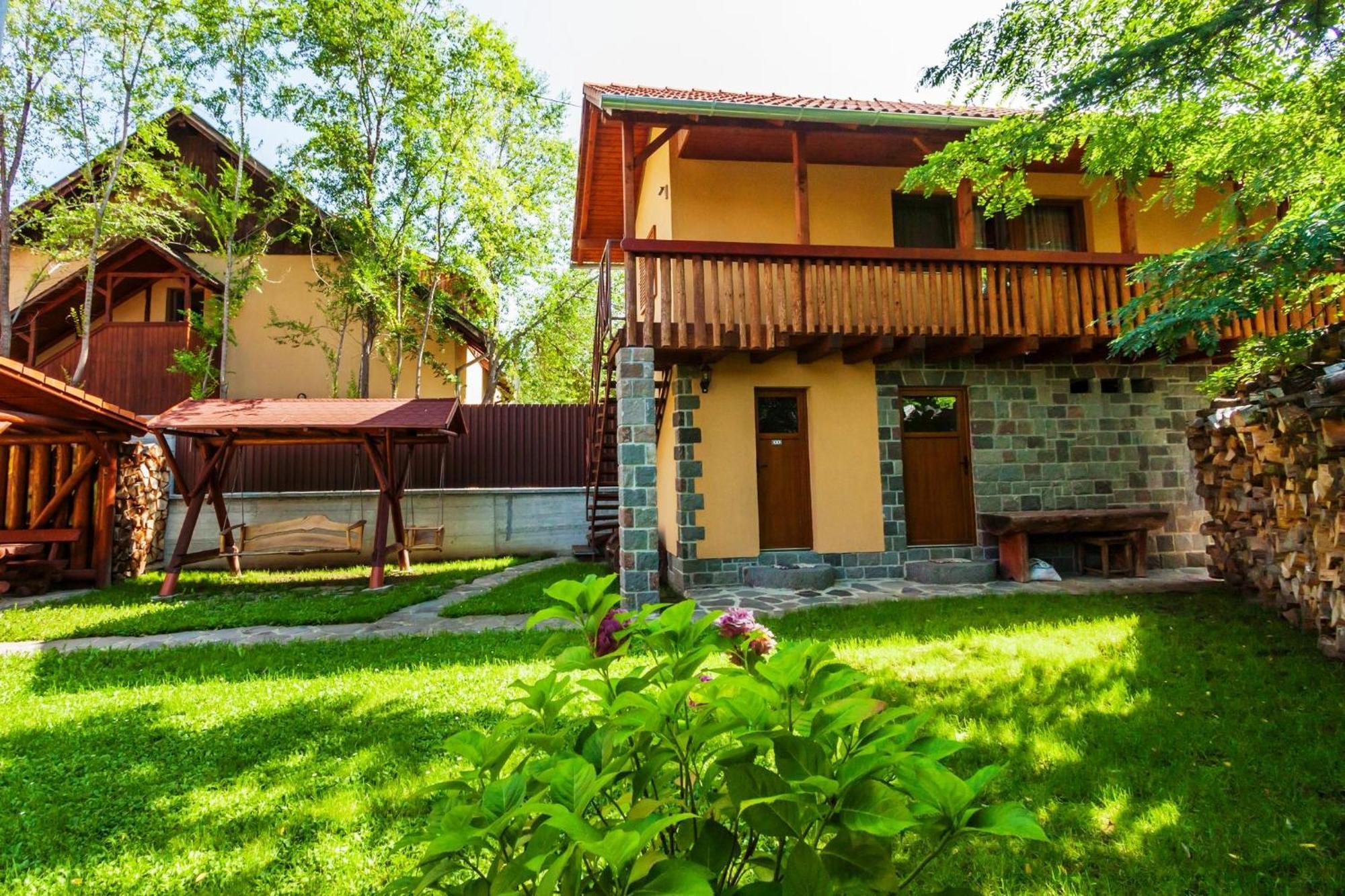 Raza Soarelui Pension (Adults only) Praid Exterior foto
