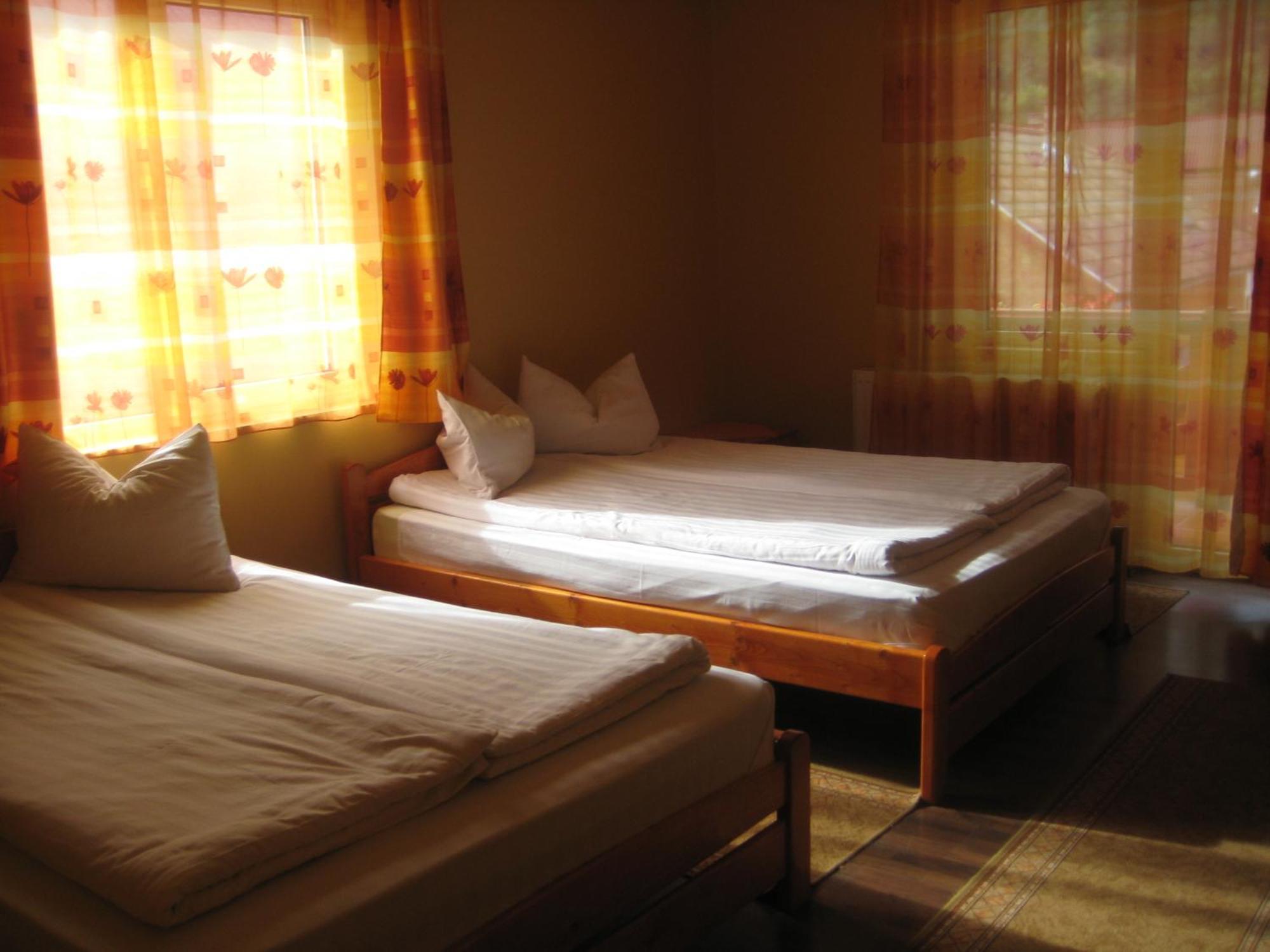 Raza Soarelui Pension (Adults only) Praid Cameră foto